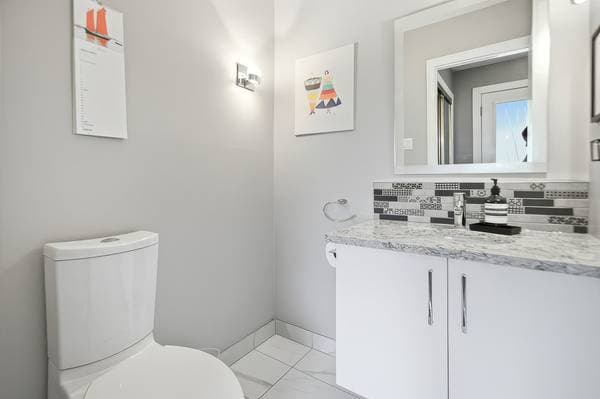 27Z Rue des Capucines, Gatineau (Hull) — photo 9