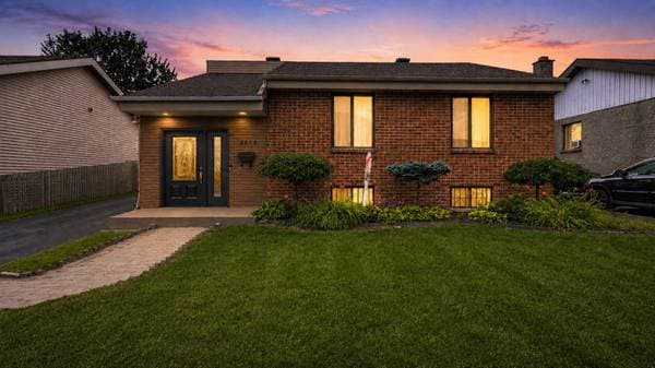 2054 Rue Gosselin, Laval (Chomedey) — photo 1