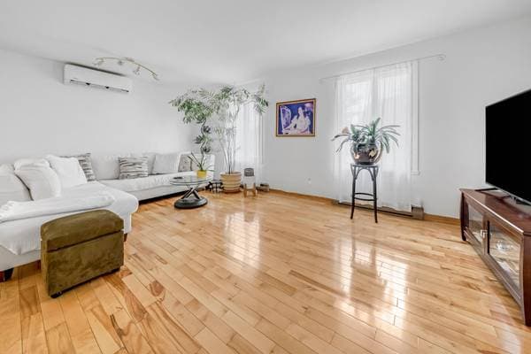 2054 Rue Gosselin, Laval (Chomedey) — photo 13