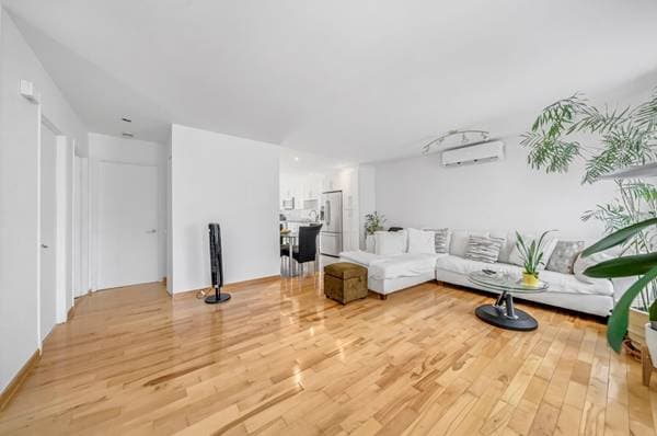 2054 Rue Gosselin, Laval (Chomedey) — photo 15