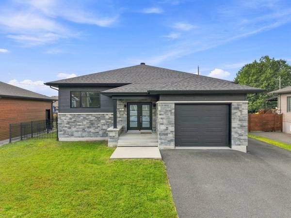 house — 2175 Rue de la Colonie, Drummondville