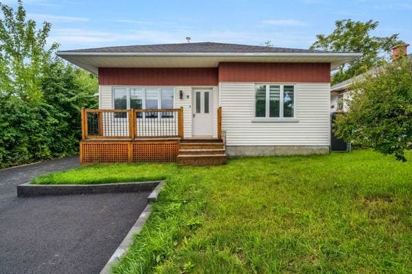 house — 9 Rue Brousseau, Québec (la Haute-Saint-Charles)