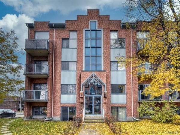 house — 606 Av. Ampère #2, Laval (Laval-des-Rapides)