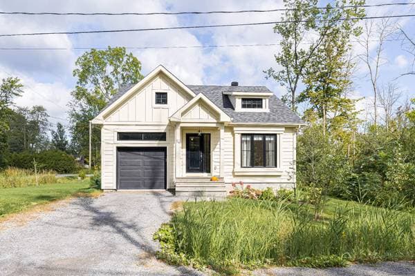 house — 54 Rue Osekowa, Hudson