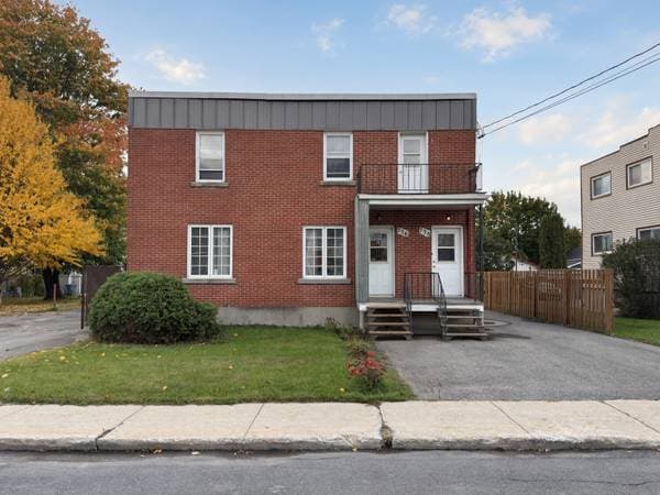 plex — 756 Boul. du Havre, Salaberry-de-Valleyfield