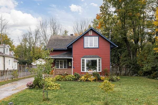 house — 94 Rue Bellevue, Hudson
