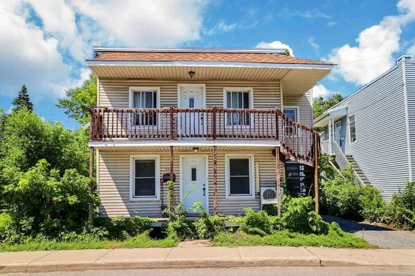 119 -121 Boul. des Prairies, Laval (Laval-des-Rapides) — photo 5