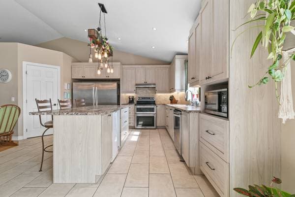 23 Rue St-André, Saint-Roch-de-L'Achigan — photo 12