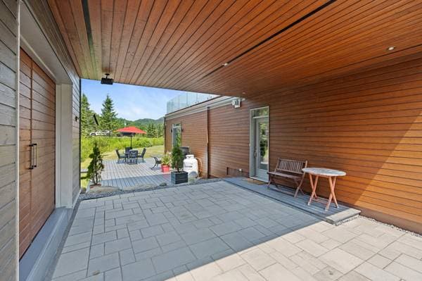 2250Z Ch. de l'Étang, Sainte-Adèle — photo 5