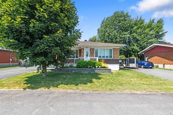 6 Rue des Lilas, Saint-Jean-sur-Richelieu — photo 36