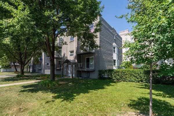 7081 Rue St-Zotique E. #201, Montréal (Anjou) — photo 35