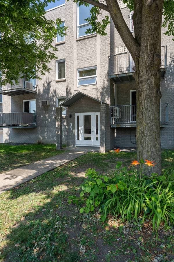 7081 Rue St-Zotique E. #201, Montréal (Anjou) — photo 36