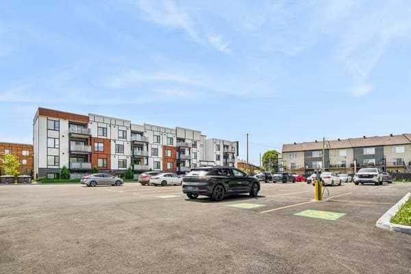 10065 Rue de l'Épervier #104, Mirabel — photo 19