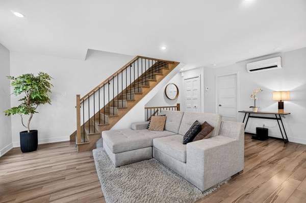 58A Av. Legrand, Laval (Laval-des-Rapides) — photo 12