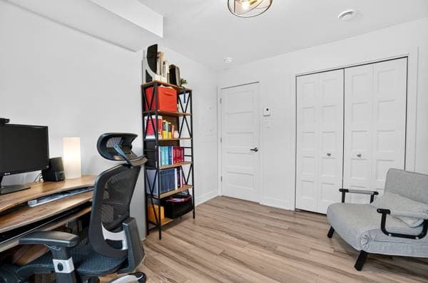 58A Av. Legrand, Laval (Laval-des-Rapides) — photo 18