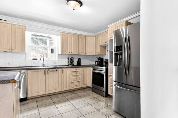 301 Av. d'Argenteuil, Lachute — photo 10