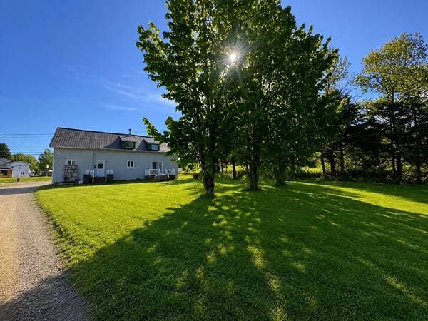 89 Rue Principale (Lac-des-Aigles), Lac-des-Aigles — photo 3