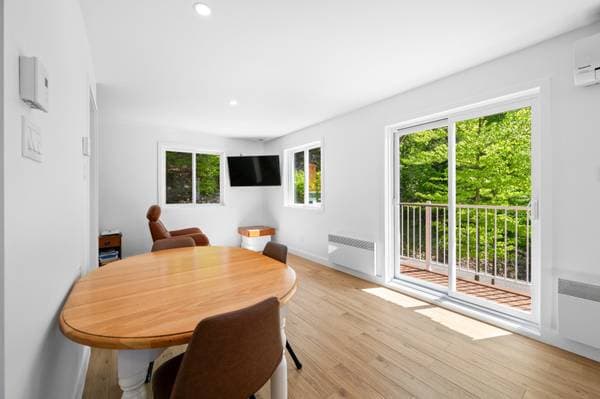 570 Ch. de Mont-Rolland, Saint-Hippolyte — photo 9
