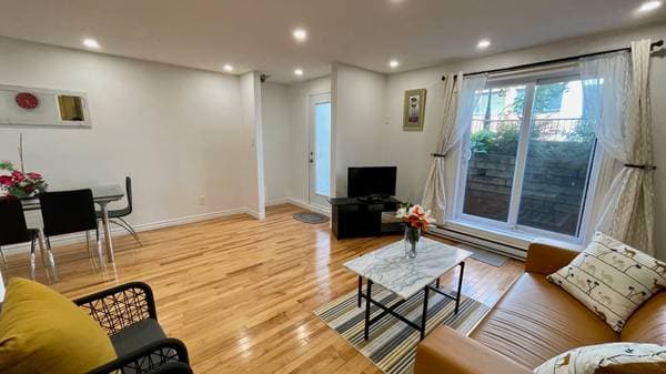 1098 Rue St-Timothée, Montréal (Ville-Marie) — photo 5