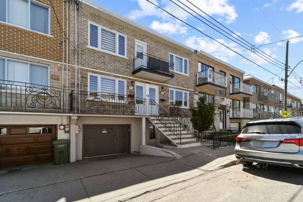 9012 -9014 8e Avenue, Montréal (Villeray/Saint-Michel/Parc-Extension) — photo 1