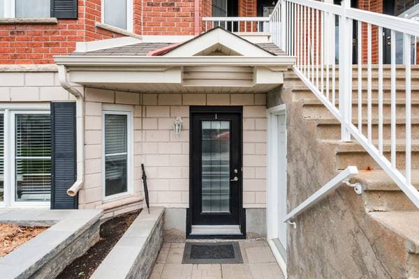 5720 Rue Corneille #1, Brossard — photo 3