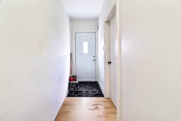30 -30B Av. Laval, Laval (Laval-des-Rapides) — photo 13