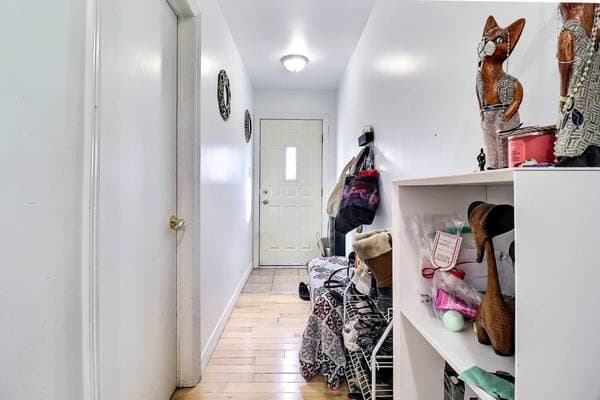 30 -30B Av. Laval, Laval (Laval-des-Rapides) — photo 19