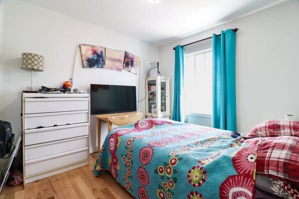 30 -30B Av. Laval, Laval (Laval-des-Rapides) — photo 23