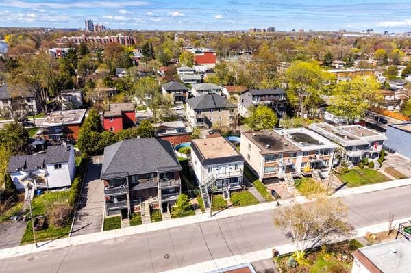 30 -30B Av. Laval, Laval (Laval-des-Rapides) — photo 28