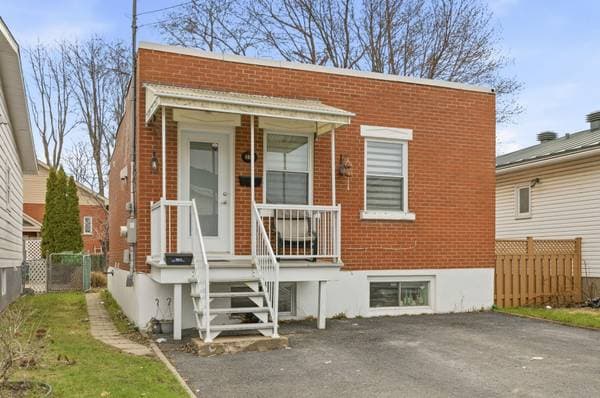 858 Rue Front, Longueuil (le Vieux-Longueuil) — photo 1