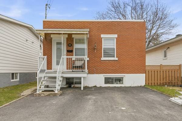 858 Rue Front, Longueuil (le Vieux-Longueuil) — photo 2
