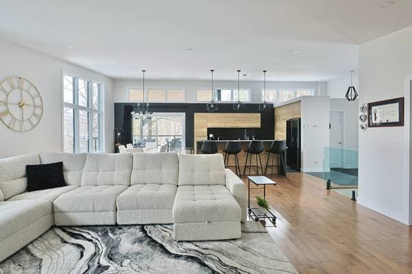 121 Av. Ste-Brigitte, Sainte-Brigitte-de-Laval — photo 2