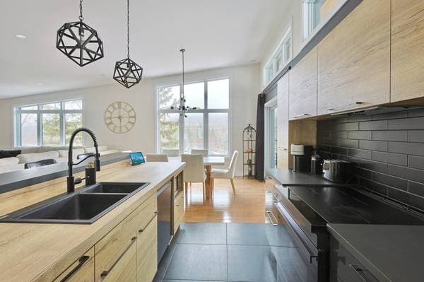 121 Av. Ste-Brigitte, Sainte-Brigitte-de-Laval — photo 5