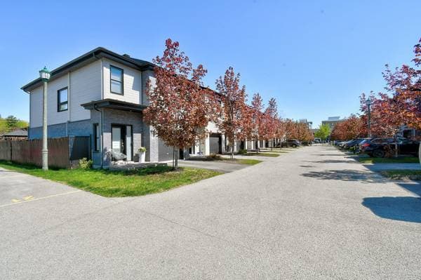 17824 Rue de Chenonceau, Mirabel — photo 28