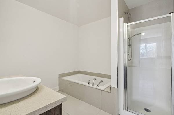 108 -108A Rue Simone, Sainte-Sophie — photo 10