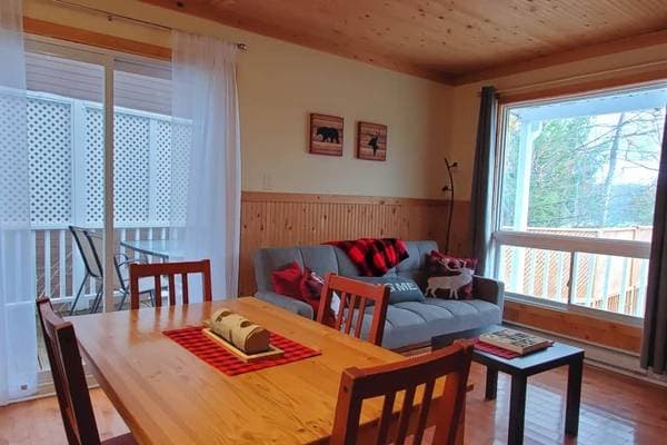 474 Route du Carrefour, Val-des-Monts — photo 70
