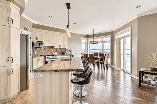 111 Av. Lefebvre, Pointe-Calumet — photo 12