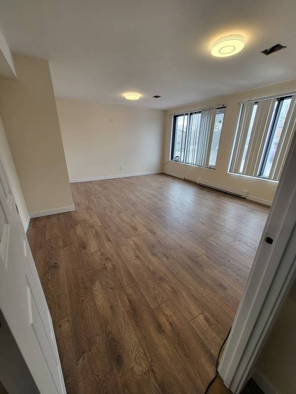8630 -8632 Rue Sherbrooke E., Montréal (Mercier/Hochelaga-Maisonneuve) — photo 6