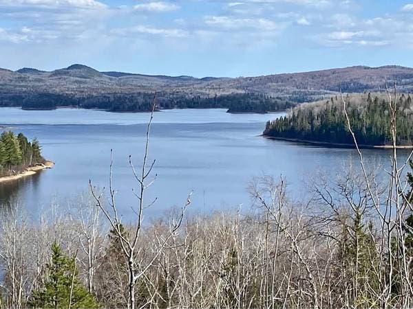 Ch. de la Baie-du-Milieu, Saint-Michel-des-Saints — photo 2