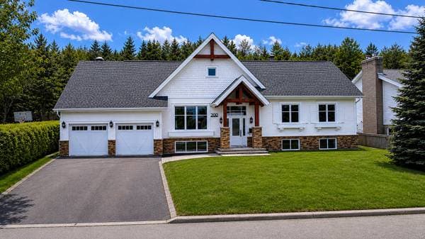 200 Rue Landry, Val-D'Or — photo 1