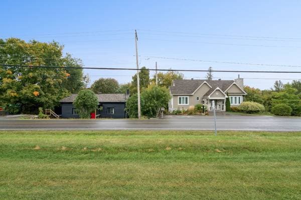 500 Rg de L'Annonciation, Oka — photo 1