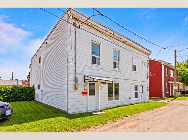 duplex — 9 -11 Rue Lemay, Salaberry-de-Valleyfield
